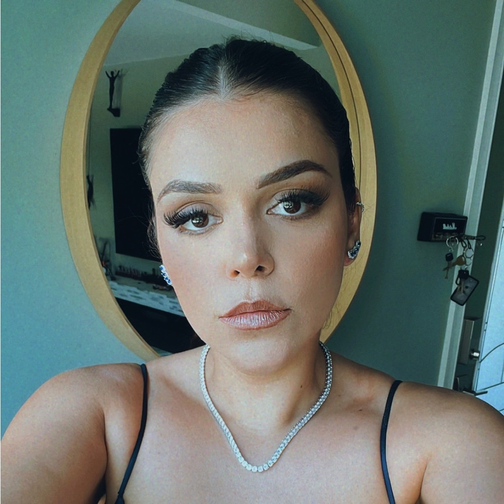 Meet your Posher, Fernanda